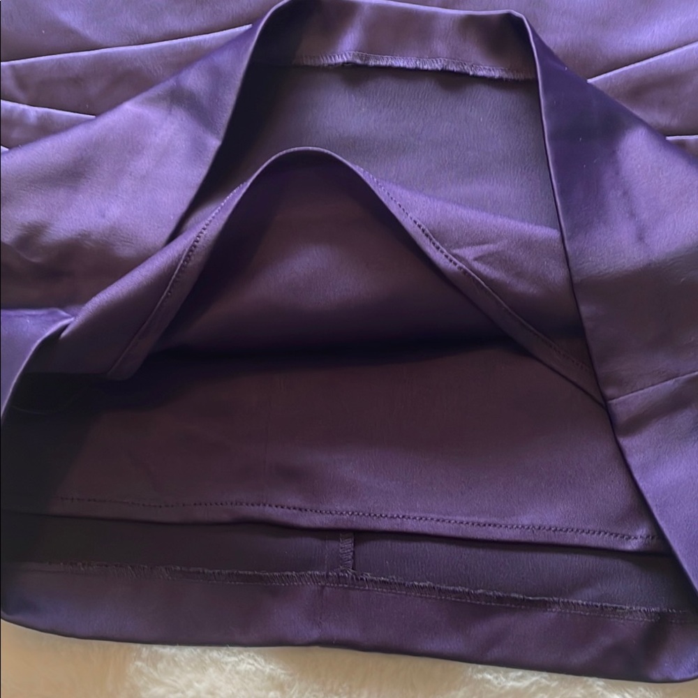 🇨🇦 Le chateau Elegant Dark Purple Sleeveless Satin Dress, size medium - Picture 17 of 17